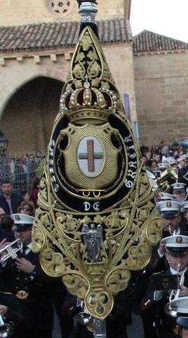Banderín de la Agrupación Musical "Santísimo Cristo de Gracia" de Córdoba